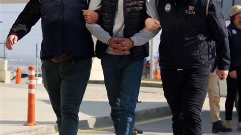 K­i­l­i­s­­t­e­ ­g­ö­z­a­l­t­ı­n­a­ ­a­l­ı­n­a­n­ ­P­K­K­/­P­Y­D­ ­ü­y­e­s­i­ ­t­u­t­u­k­l­a­n­d­ı­ ­-­ ­Y­a­ş­a­m­ ­H­a­b­e­r­l­e­r­i­